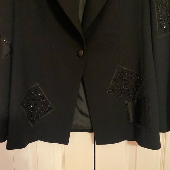 Authentic Escada black jacket - Picture 2 of 7